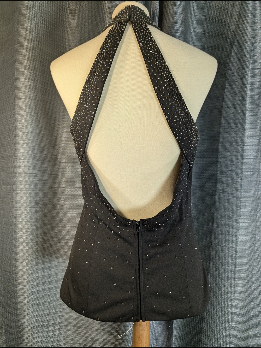 Black Rhinestone Halter Keyhole Top - Picture 5 of 9